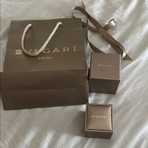 Bvlgari ring box